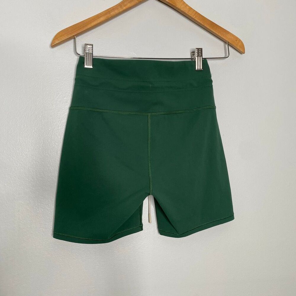 Vuori Daily Piped Biker Shorts Small - Picture 3 of 7